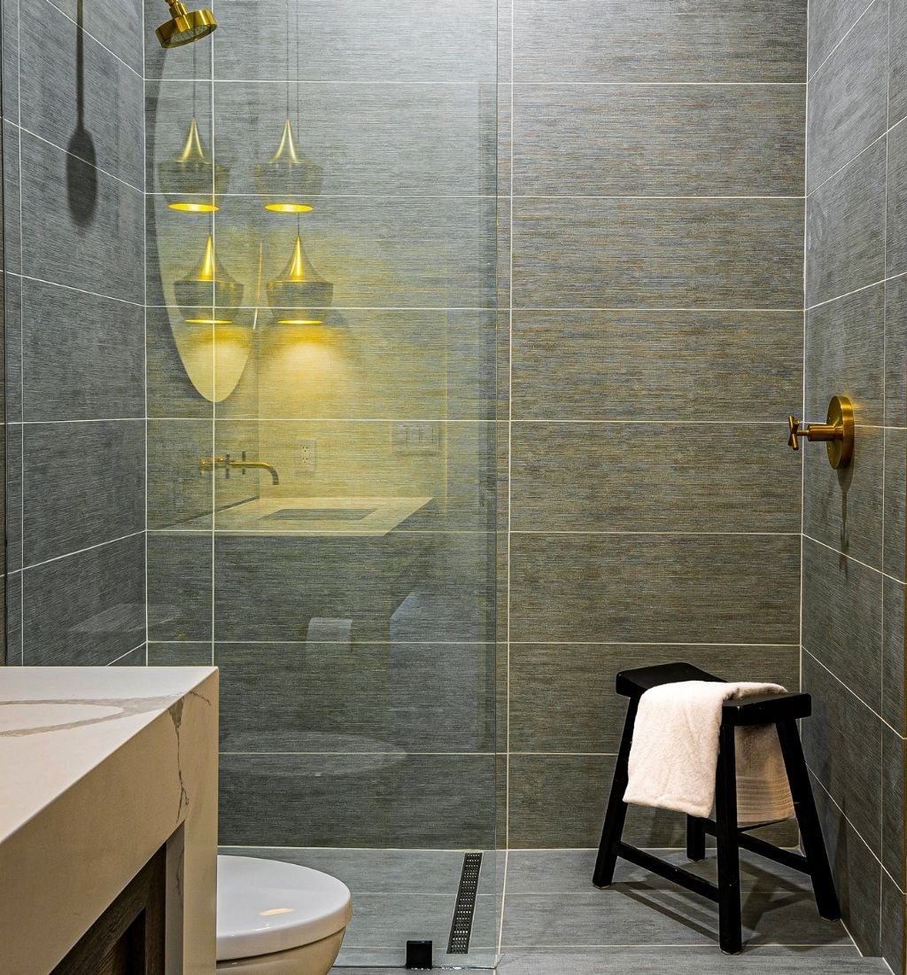 bathroom fitters TW9 3AF